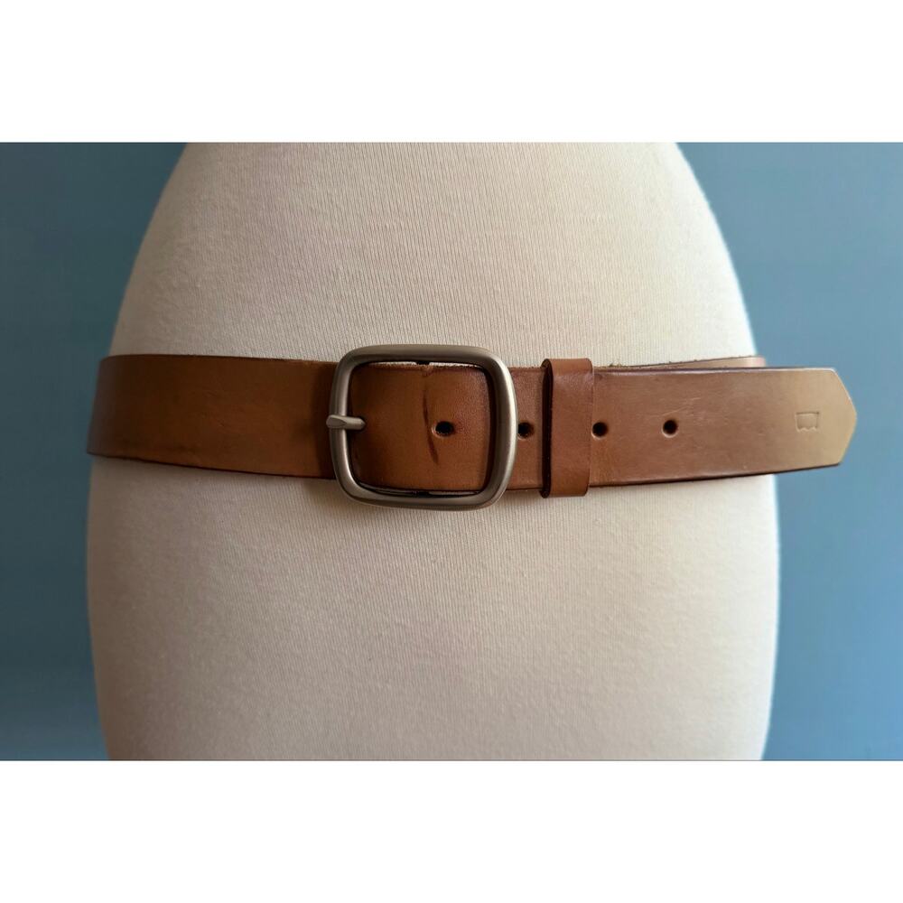 LEVI’S Distressed Wide Tan Leather Belt Womens sz 38